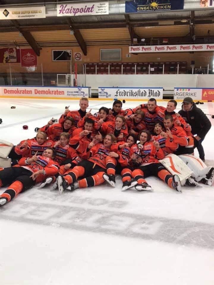 Vi gratulerer U16 med seier i Stjernen Cup!
